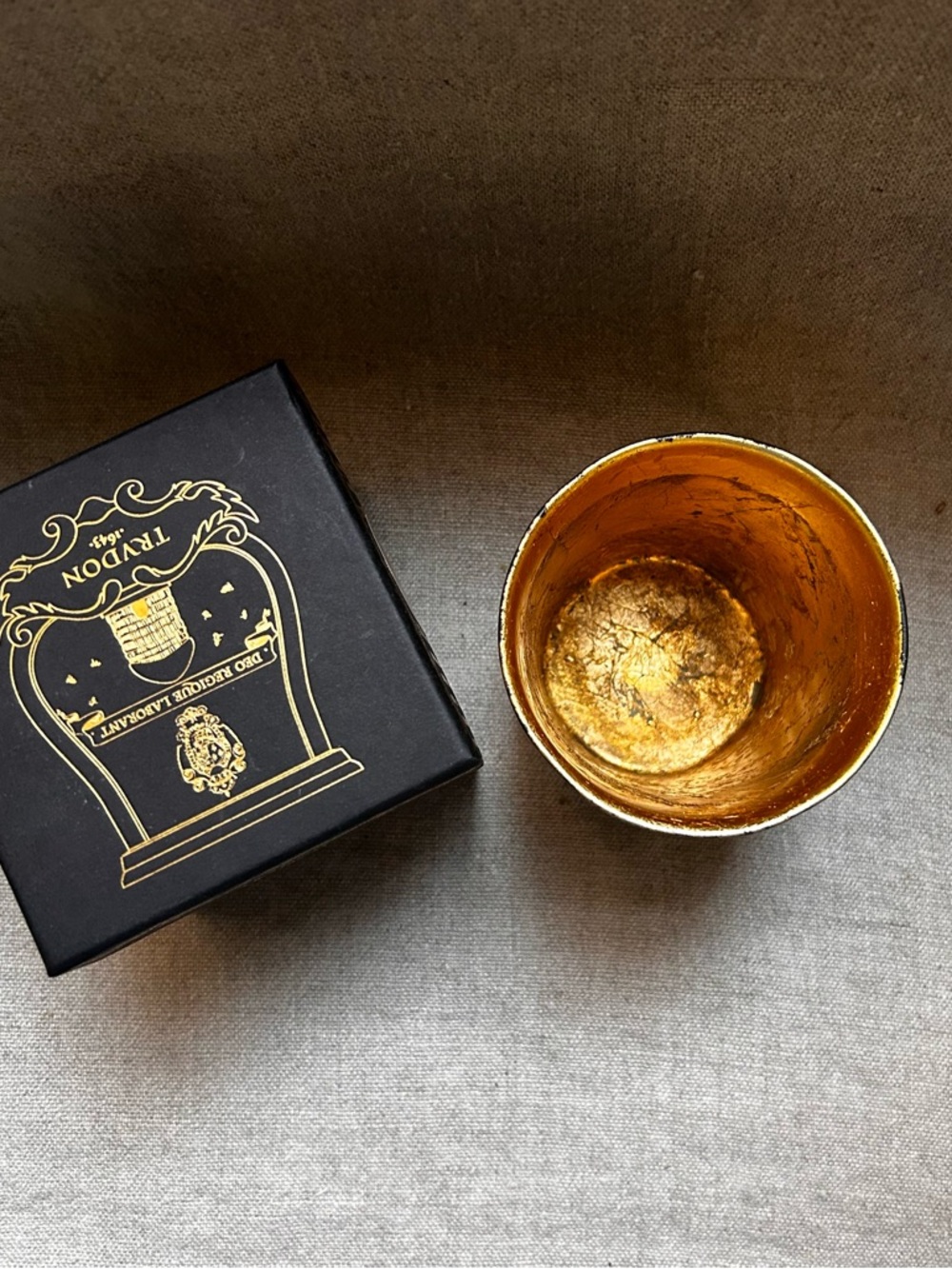 Trudon empty limited edition Arosa luxury French candle vessel. - Picture 3 of 6